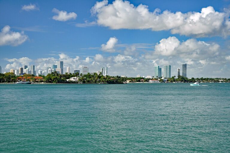 Exploring Bal Harbour / Haulover: 1 Miami Beautiful Stops Worth Knowing